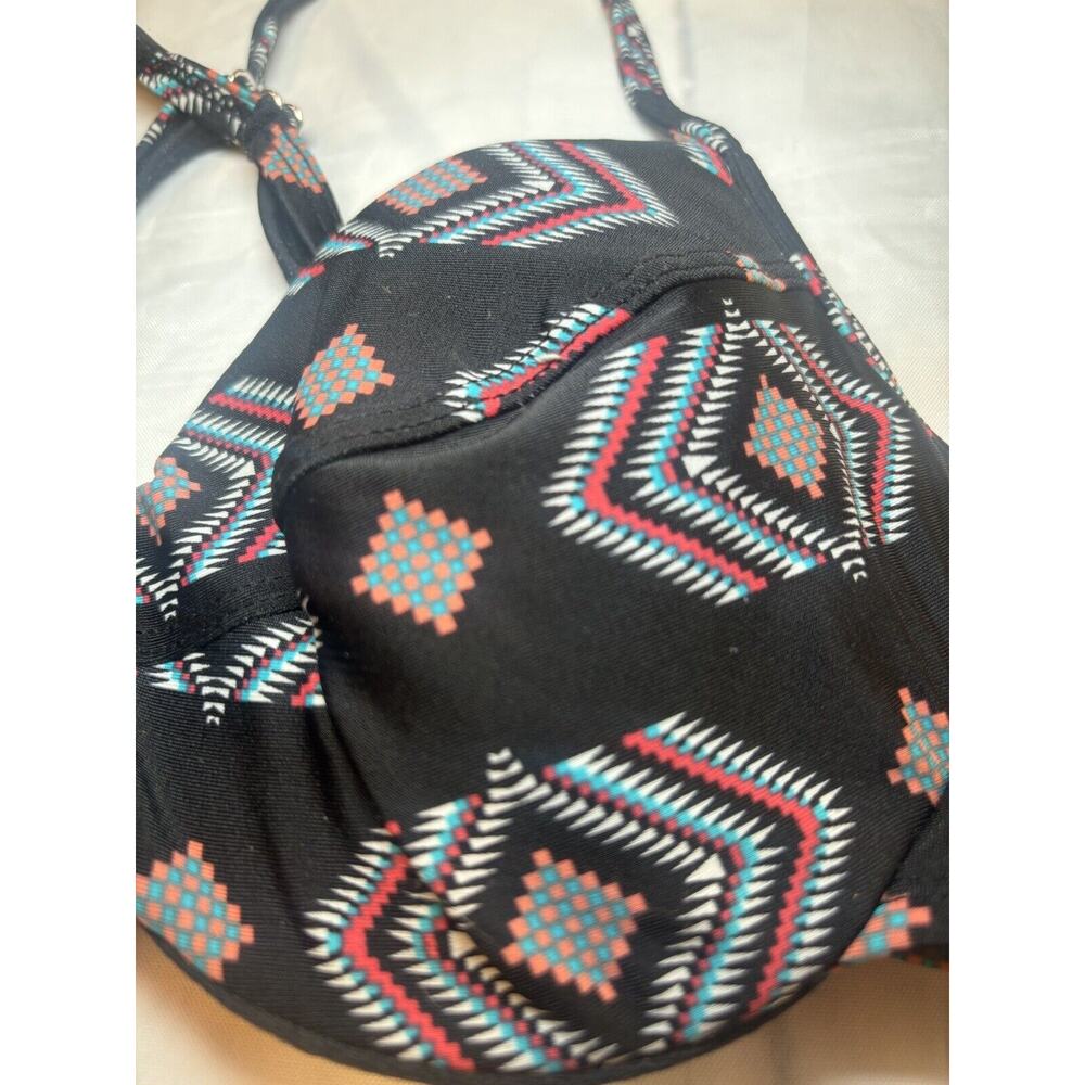 Xhilaration Juniors Medium Black Geometric Bathing Suit‎ Top Swimwear (qq) - Picture 3 of 4